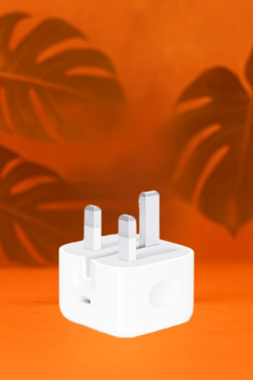 اداپتور ۲۰ وات آیفون (کپی)